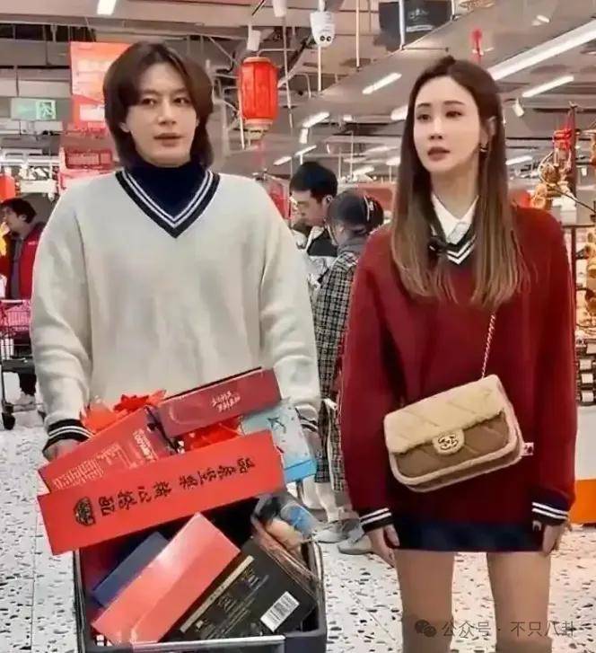皇冠信用网登123
_自曝与丈夫经常吵架？但怎么感觉她是在变相秀恩爱呢皇冠信用网登123
！
