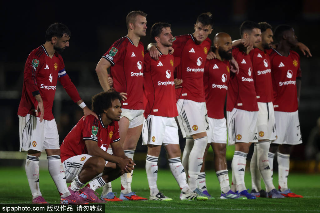 莫斯科斯巴达vs PFC索治_格林斯比教练模仿阿莫林莫斯科斯巴达vs PFC索治，战术板背后的深意