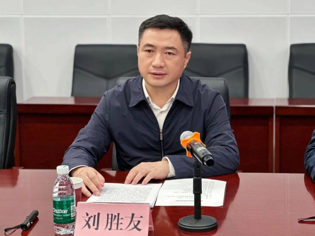 皇冠信用出租足球
_广西北部湾港集团董事长刘胜友出任柳州市委副书记皇冠信用出租足球
,提名为市长候选人
