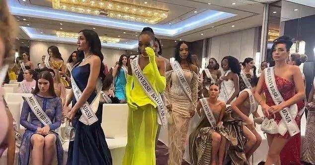 如何代理皇冠信用盘
_不满总监辱骂墨西哥选手如何代理皇冠信用盘
,2025环球小姐集体退赛,总监哭诉:我也是会受伤的普通人