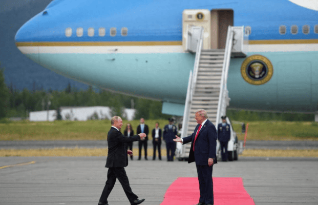 信用网怎么注册
_泽连斯基希望或彻底落空?听到红军城失守的消息信用网怎么注册
,特朗普终于明白,自己不能再跟普京斗气了!