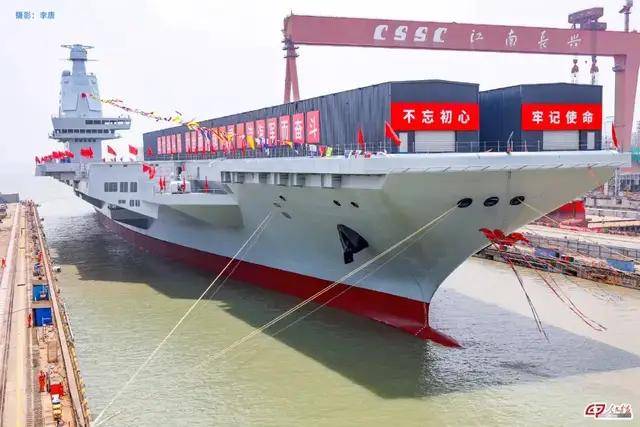 皇冠信用网代理出租
_双层软卧变三层硬卧!福建舰宿舍首次公开皇冠信用网代理出租
,咋比辽宁山东舰还挤?