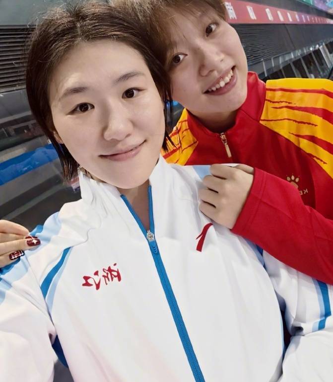 正版皇冠信用盘代理
_叶诗文发布长文:严重失眠正版皇冠信用盘代理
,内心有太多不舍