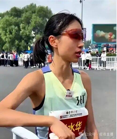 奥地利足球世界杯
_“最快女护士”张水华处分文件为内部文件奥地利足球世界杯
,医院正调查为何泄露,其家人最新回应