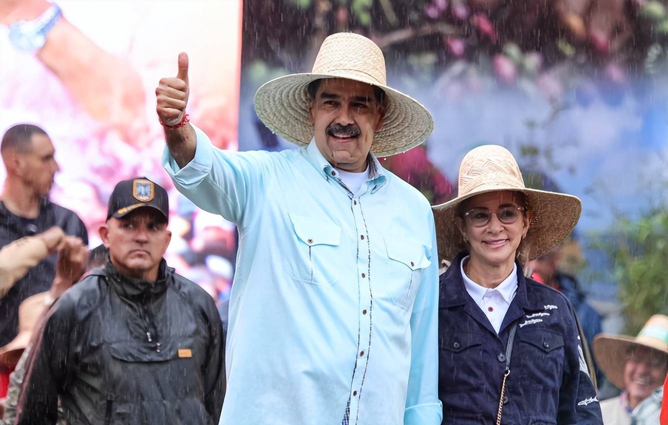 阿尔梅里亚vs桑坦德
_委内瑞拉油轮刚出海阿尔梅里亚vs桑坦德
,中国军舰紧随其后,特朗普根本无计可施