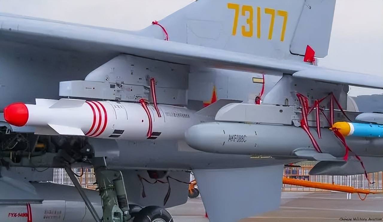 马达加斯加vs苏丹_不止台北101马达加斯加vs苏丹，解放军战机拍下高雄85大楼：东风-15瞄准台军鸡南山