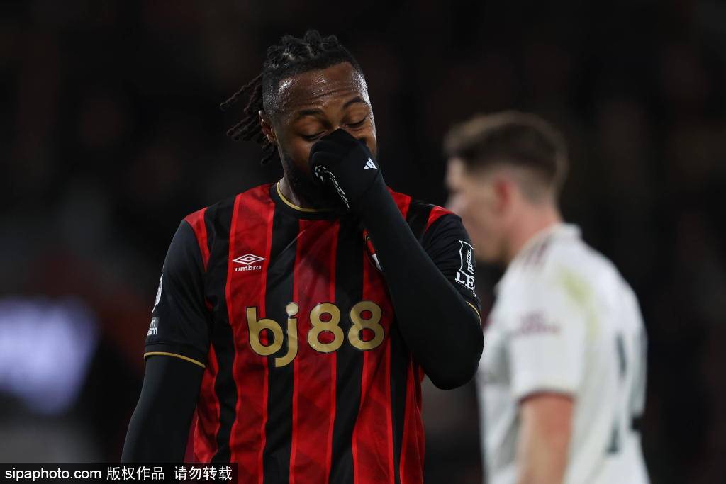 皇冠mos055_马丁内利的历史性帽子戏法：阿森纳重拾足总杯辉煌之路