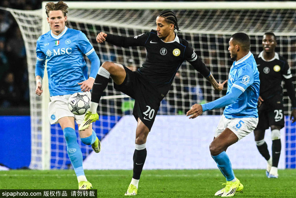 皇冠信用网在线申请_内托帽子戏法：切尔西新星的崛起与赫尔城的挑战