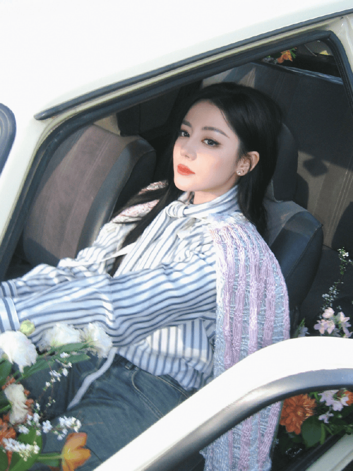 正版皇冠信用网出租
_主持人李佳念发文:迪丽热巴·迪力木拉提请正版皇冠信用网出租
你平安