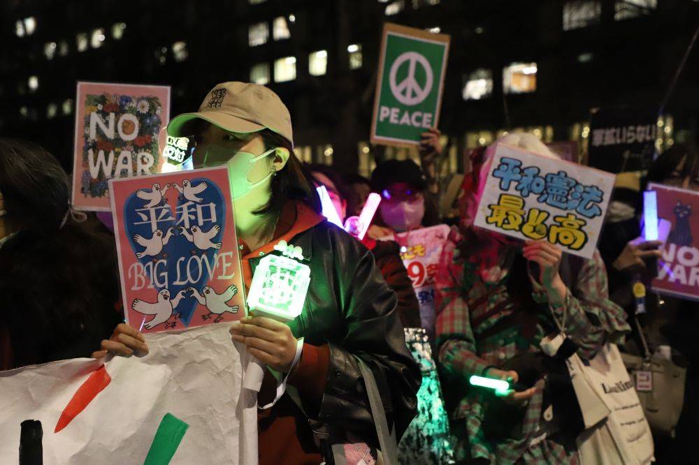 皇冠信用网平台_极力讨好皇冠信用网平台，仍遭羞辱！高市早苗访美被批“谄媚外交”