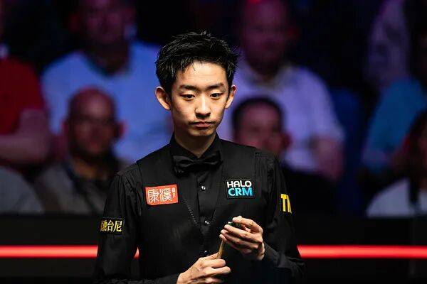 皇冠信用网登123出租_连扳3局逆转!吴宜泽17比16击败马克·艾伦皇冠信用网登123出租,首次晋级斯诺克世锦赛决赛,将与肖恩·墨菲争冠