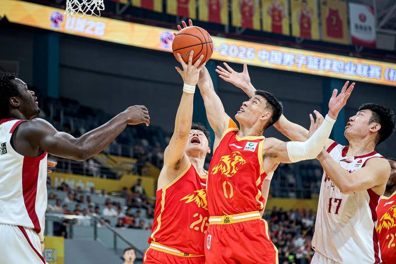 皇冠信用网会员开户_卫冕冠军命悬一线!广厦替补被完爆 G2孙铭徽会复出吗?