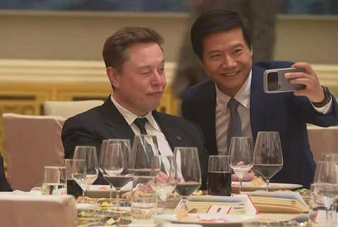 世界盃官網
_马斯克彻底「爱上」中国!6岁儿子穿新中式亮相世界盃官網
,网友直呼有排面