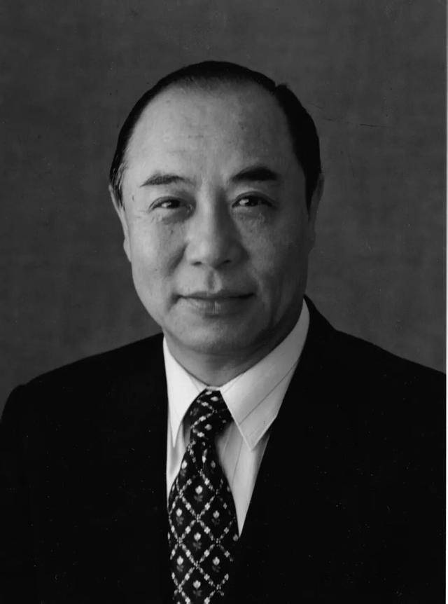 皇冠体育足球
_中华全国总工会原副主席、书记处书记李奇生同志逝世