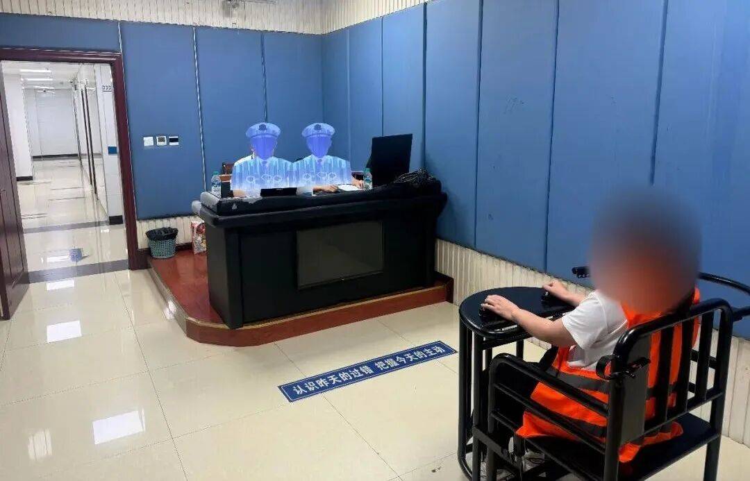 足球盘口开户
_江西一女子结婚生子1年后外出务工谎称单身足球盘口开户
,与他人同居12年生育3名子女,为躲避登记结婚又离家出走,涉嫌重婚罪被抓