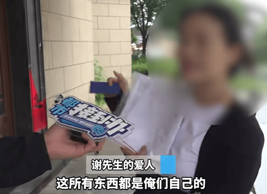 世界杯2026
_河南一男子将60多万元奔驰车借朋友世界杯2026
,对方33万元抵押给车行后失联;当事人:肠子都悔青了;律师:车行若坚持不返还,或涉嫌诈骗罪