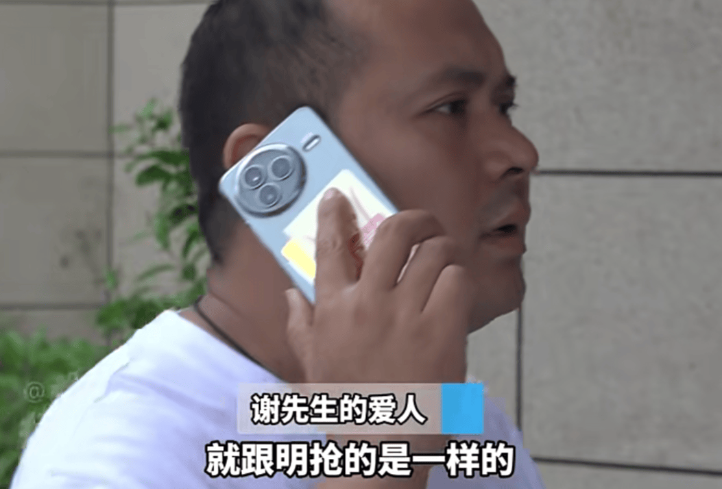 世界杯2026
_河南一男子将60多万元奔驰车借朋友世界杯2026
,对方33万元抵押给车行后失联;当事人:肠子都悔青了;律师:车行若坚持不返还,或涉嫌诈骗罪