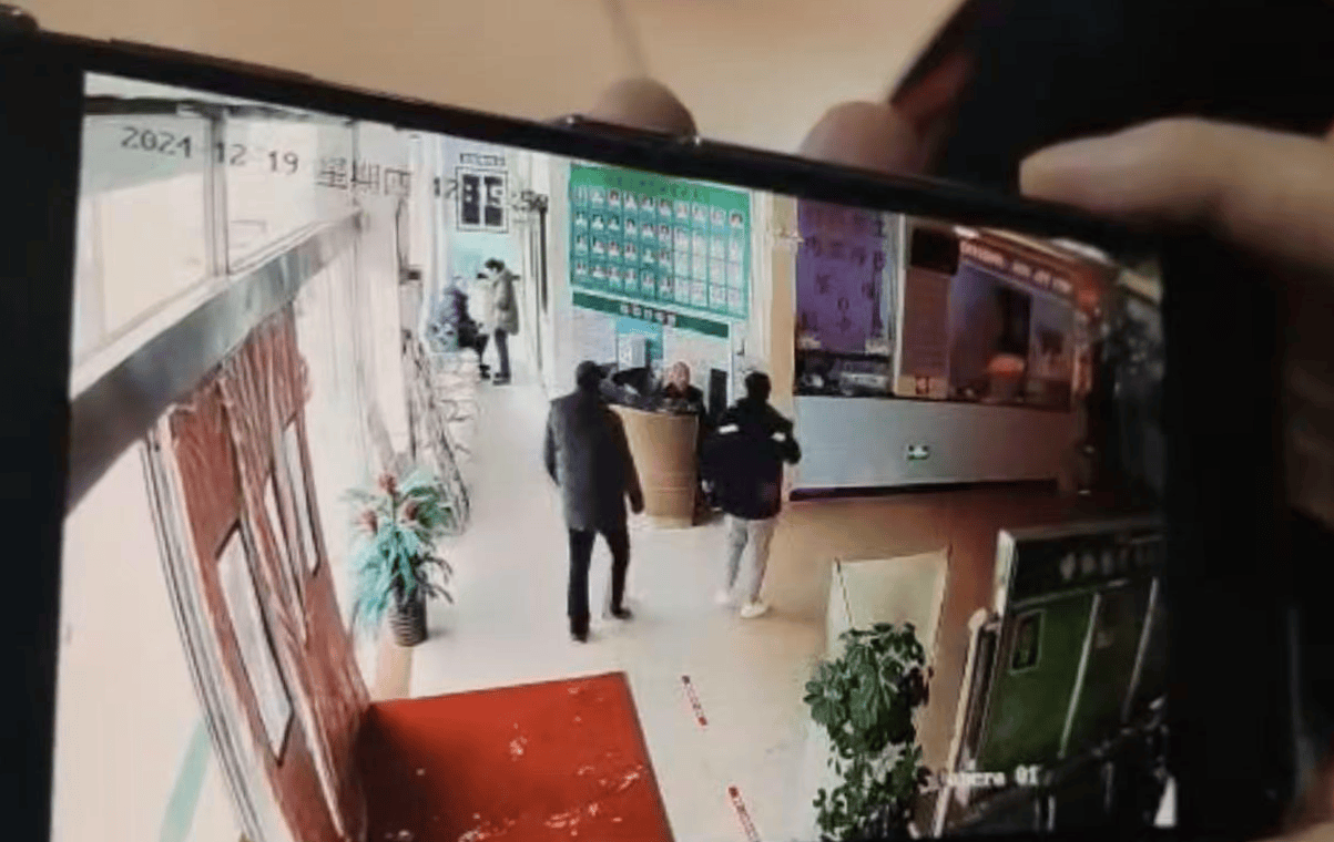 世界杯足球网址
_男子胸痛就诊时离世世界杯足球网址
,挂号13分钟医生出现 家属索赔卫健委调解未果 医院:有理去起诉